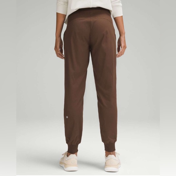 Lululemon Dance Studio Mid-Rise Jogger *Full Length Java — NWOT - Picture 3 of 11
